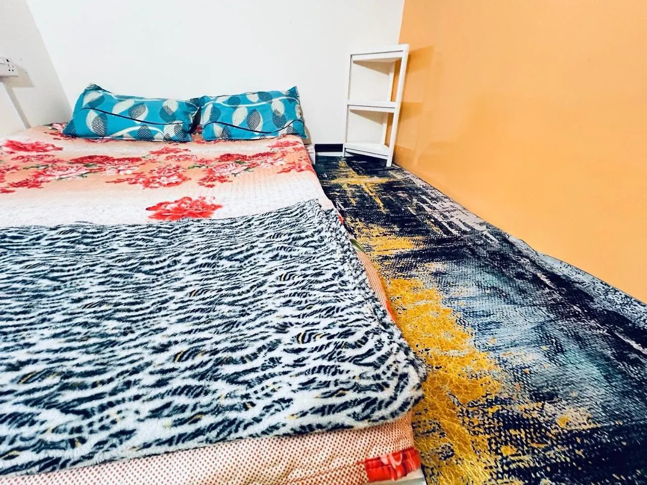 Moon Backpackers Burjman Exit 2, Family Partitions, Loft Partitions, Apartment Dubai
